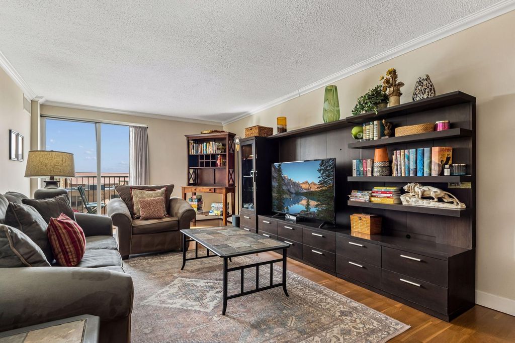 2800 W 44th Street 603, Minneapolis, MN 55410 — photo 4