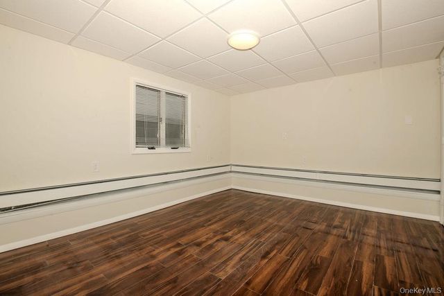 15 E Clearwater Road, Lindenhurst, NY 11757