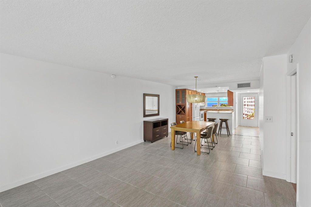 Image 10 of property listing at 3310 S Ocean Boulevard 631d, Highland Beach, FL 33487