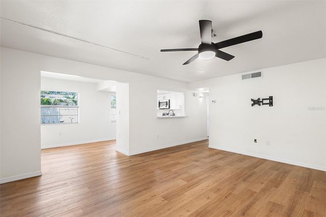 2865 51ST STREET S 5, Gulfport, FL 33707