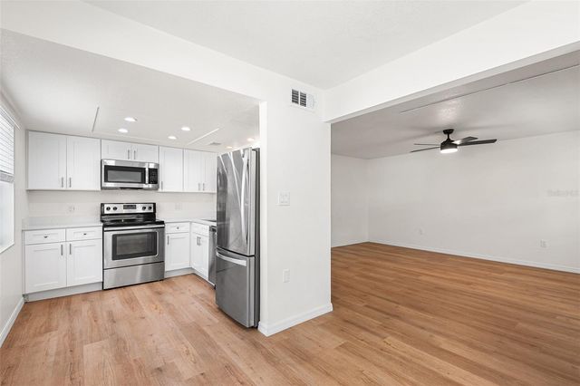 2865 51ST STREET S 5, Gulfport, FL 33707