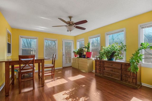 13250 Park Hills Drive, Grandview, MO 64030