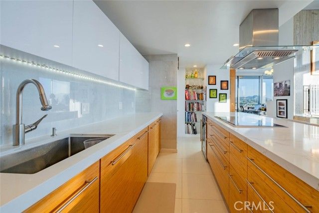 1155 N Brand Boulevard, Glendale, CA 91202