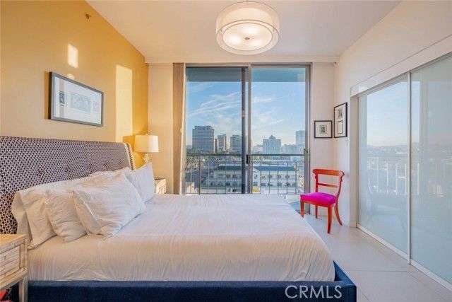 1155 N Brand Boulevard, Glendale, CA 91202