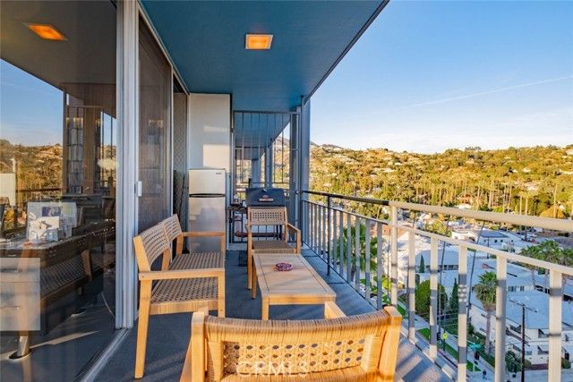 1155 N Brand Boulevard, Glendale, CA 91202