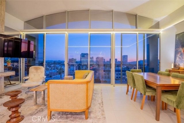 1155 N Brand Boulevard, Glendale, CA 91202