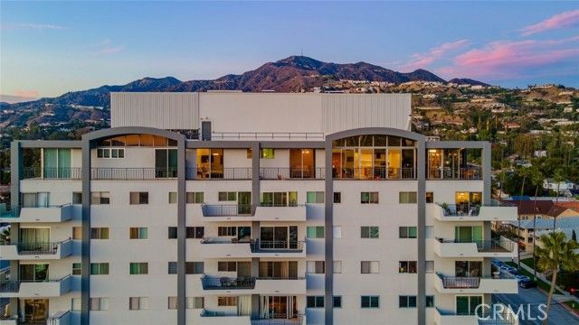 1155 N Brand Boulevard, Glendale, CA 91202