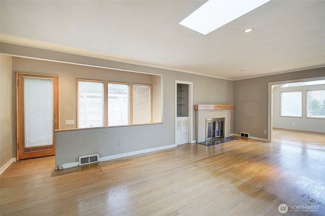 2559 NE 98th Street, Seattle, WA 98115