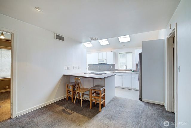 2559 NE 98th Street, Seattle, WA 98115