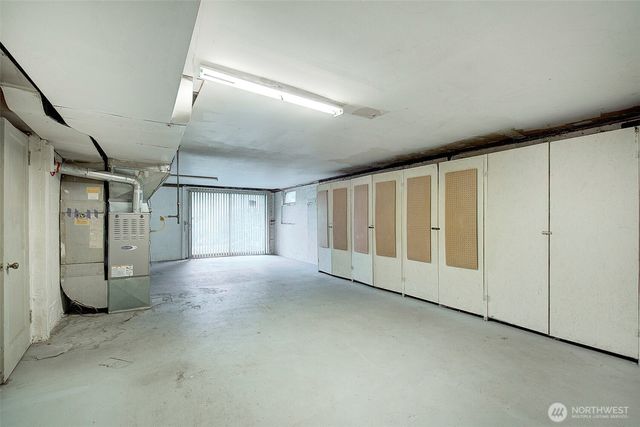 2559 NE 98th Street, Seattle, WA 98115