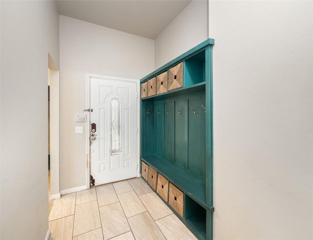 815 Lantana LN, Leander, TX 78641