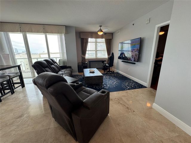 1819 SE 17th St 912, Fort Lauderdale, FL 33316