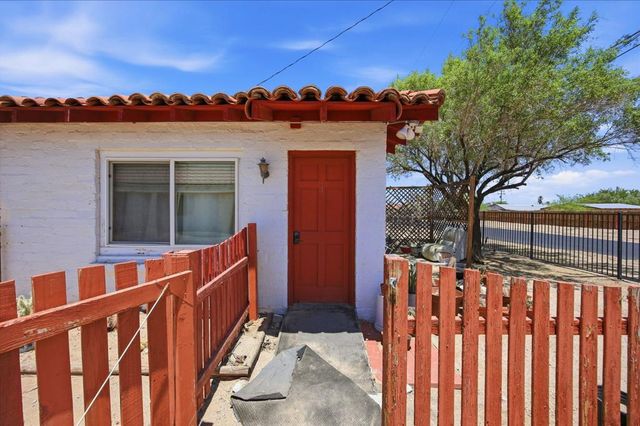 6757 Adobe Road, 29 Palms, CA 92277