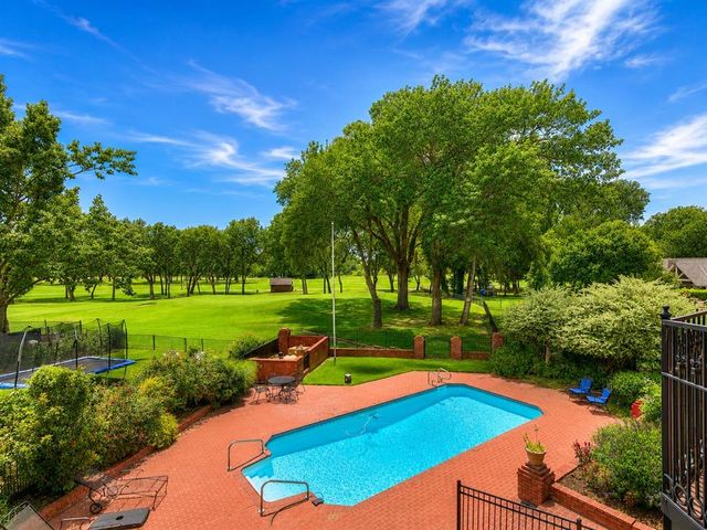 2006 Morning Dew Trail, Norman, OK 73072