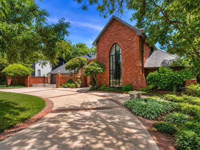 2006 Morning Dew Trail, Norman, OK 73072