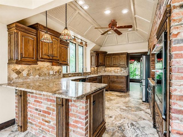 2006 Morning Dew Trail, Norman, OK 73072
