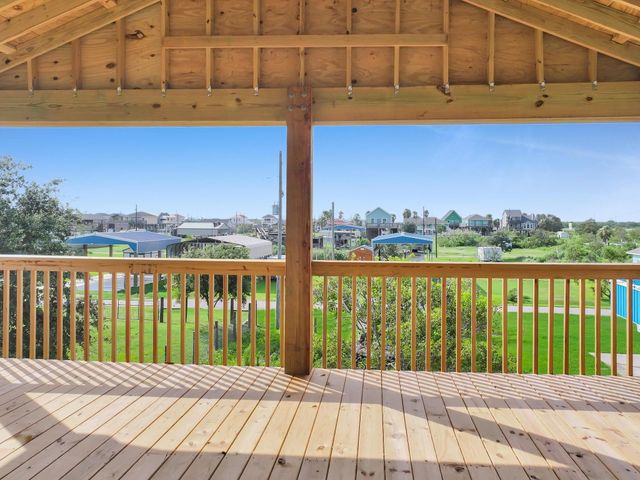 151 Bud Drive, Crystal Beach, TX 77650