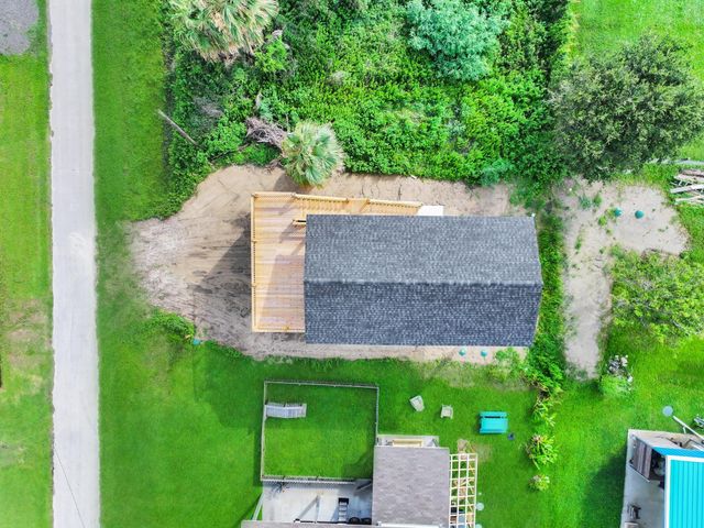 151 Bud Drive, Crystal Beach, TX 77650