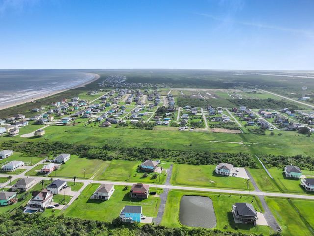 151 Bud Drive, Crystal Beach, TX 77650