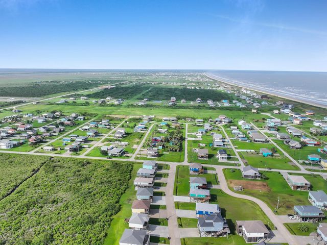 151 Bud Drive, Crystal Beach, TX 77650