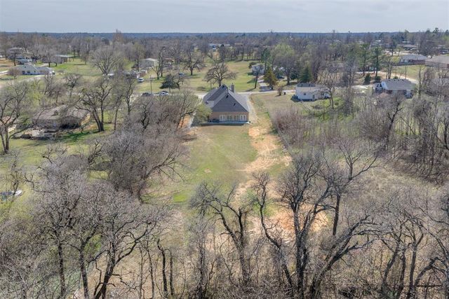 11027 Jeffords Avenue, Choctaw, OK 73020