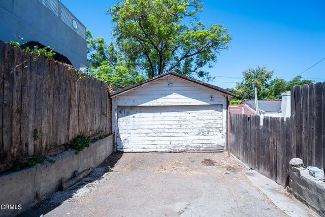 5007 Los Robles Street, Los Angeles, CA 90041