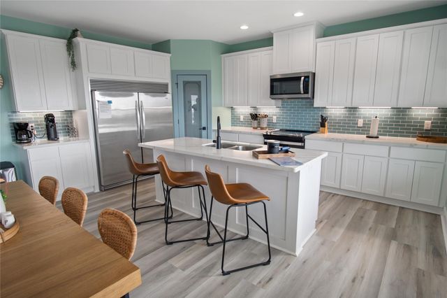 812 S Crystal Beach Road, Crystal Beach, TX 77650