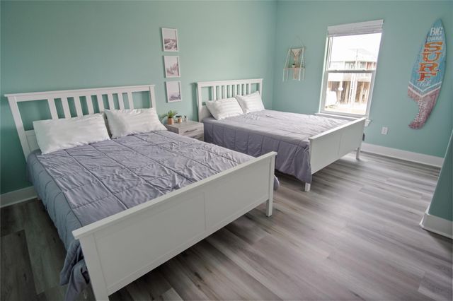 812 S Crystal Beach Road, Crystal Beach, TX 77650