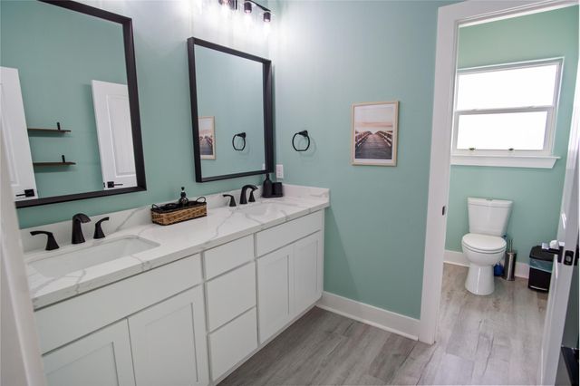 812 S Crystal Beach Road, Crystal Beach, TX 77650