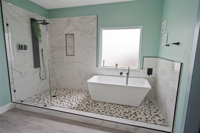 812 S Crystal Beach Road, Crystal Beach, TX 77650