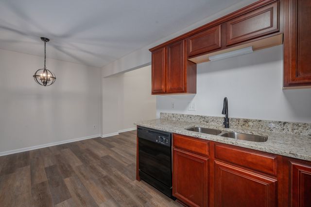 106 Antler Ridge Cir, Nashville, TN 37214