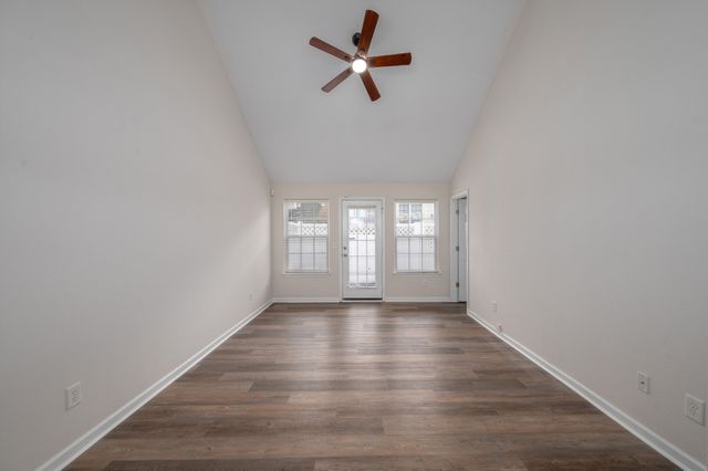 106 Antler Ridge Cir, Nashville, TN 37214