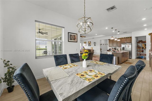 1085 Haywagon Trail, Loxahatchee, FL 33470