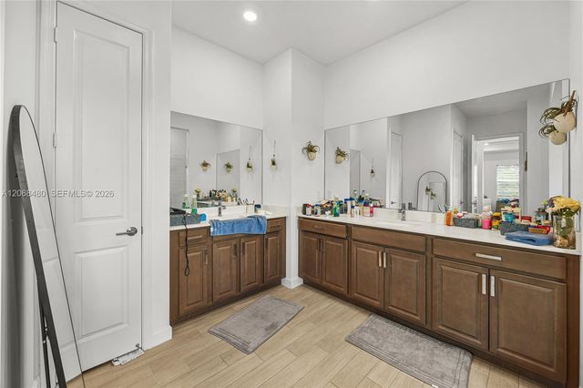 1085 Haywagon Trail, Loxahatchee, FL 33470
