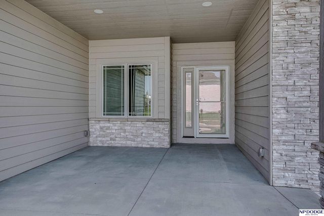 3507 S 219 Street, Elkhorn, NE 68022