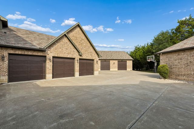 517 Pine Island Circle, Heath, TX 75032