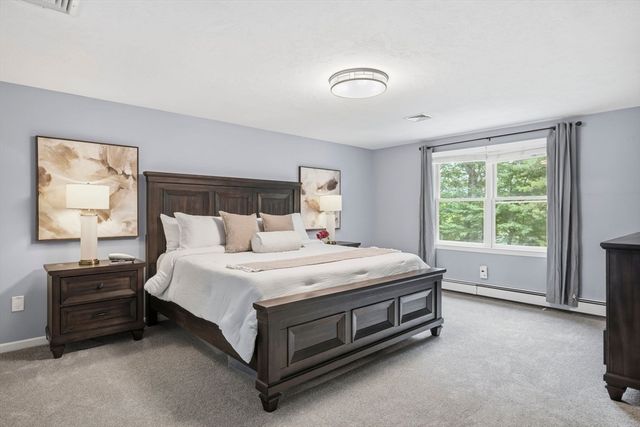 25 North St, Hopkinton, MA 01748