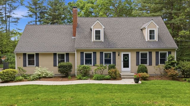 25 North St, Hopkinton, MA 01748