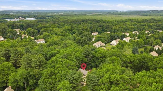 25 North St, Hopkinton, MA 01748