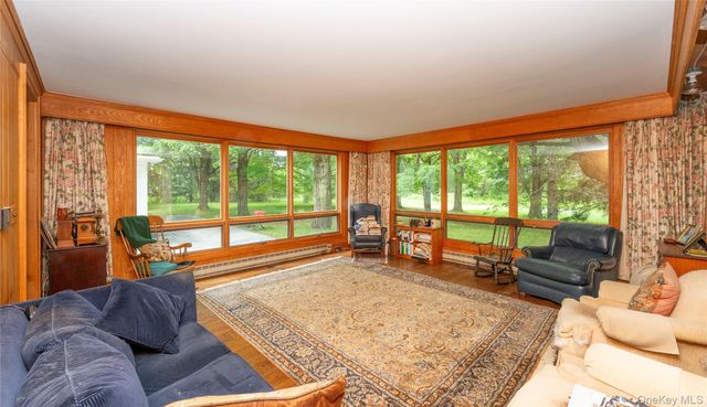 64 S Quaker Hill Road, Pawling, NY 12564