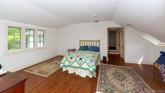 64 S Quaker Hill Road, Pawling, NY 12564