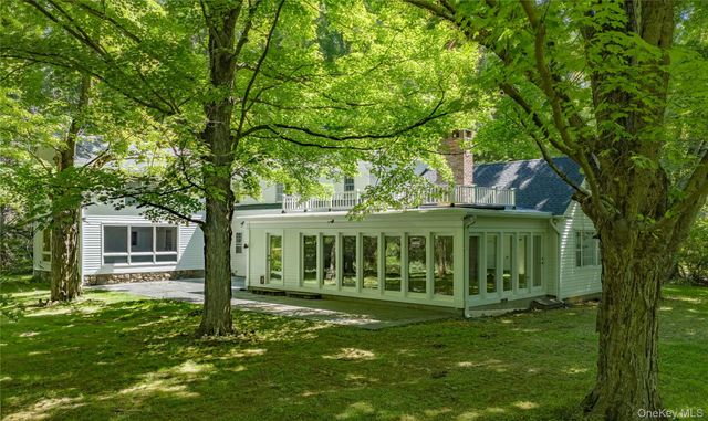 64 S Quaker Hill Road, Pawling, NY 12564