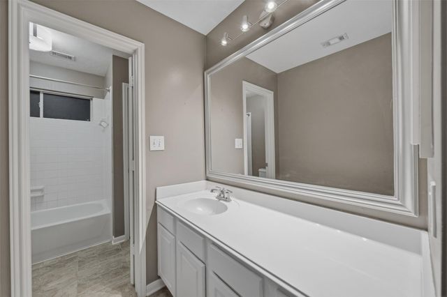 17338 Kiowa River Lane, Houston, TX 77095