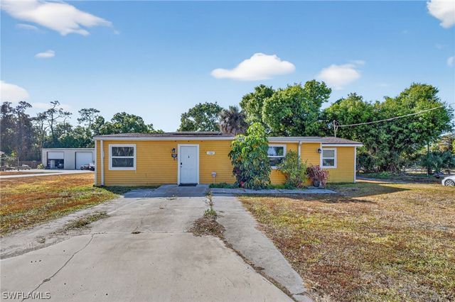 4261 Elwood RD, Fort Myers, FL 33908