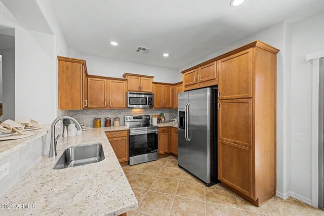 2163 W SCULLY Drive, Phoenix, AZ 85023
