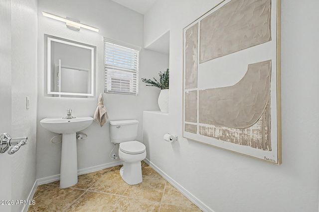 2163 W SCULLY Drive, Phoenix, AZ 85023