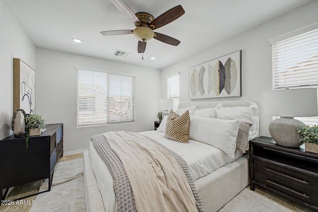 2163 W SCULLY Drive, Phoenix, AZ 85023