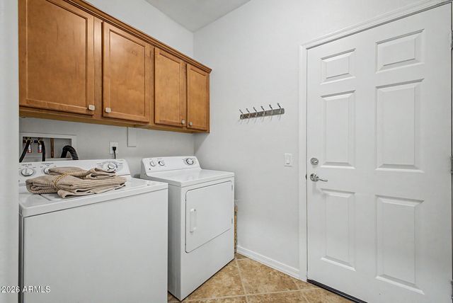 2163 W SCULLY Drive, Phoenix, AZ 85023