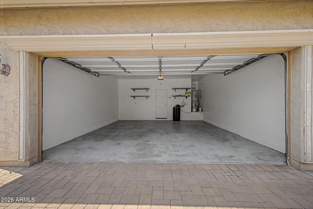 2163 W SCULLY Drive, Phoenix, AZ 85023