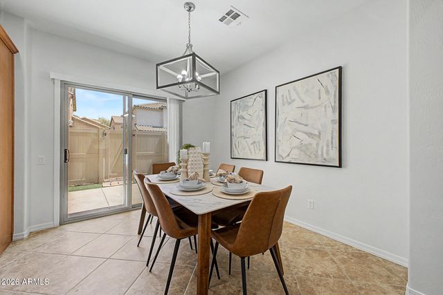2163 W SCULLY Drive, Phoenix, AZ 85023